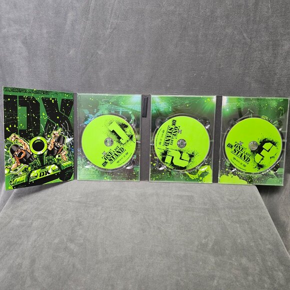 WWE DX One Last Stand 3 Disc Set DVD Wrestling D-Generation X  B2-29 - Picture 4 of 4